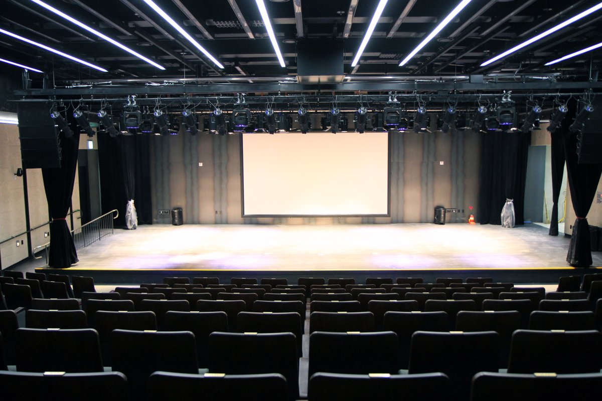 #북아현아트홀 수시대관 접수 시작~🥳

✅206석
✅음향, 조명, 무대 등 최신장비
☎️ 문의: 02-360-8663

■ 접수기간 : 2022. 7. 4.(월)~수시(평일 근무시간 내 18:00 한)
🔎 접수방법, 신청서 다운로드 등 자세히👉blog.naver.com/sdmstory/22280…