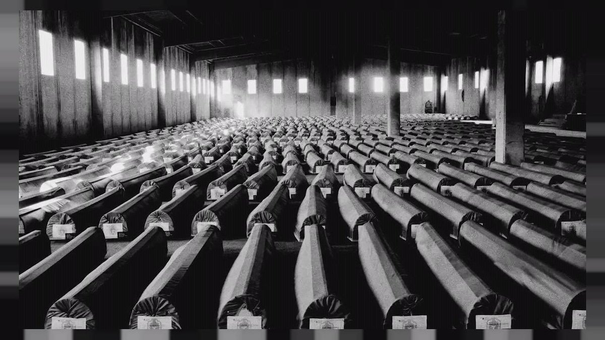 ultrAslan's tweet photo. İnsanlık tarihinin utanç yüzü olan Srebrenitsa soykırımını bir kez daha lanetliyor, vefat edenleri katliamın 27. yılında saygı ve rahmetle anıyoruz. 

UNUTMADIK, UNUTMAYACAĞIZ! #Srebrenitsa #Srebrenica 

#ultrAslan https://t.co/r0Ep2j3QkG