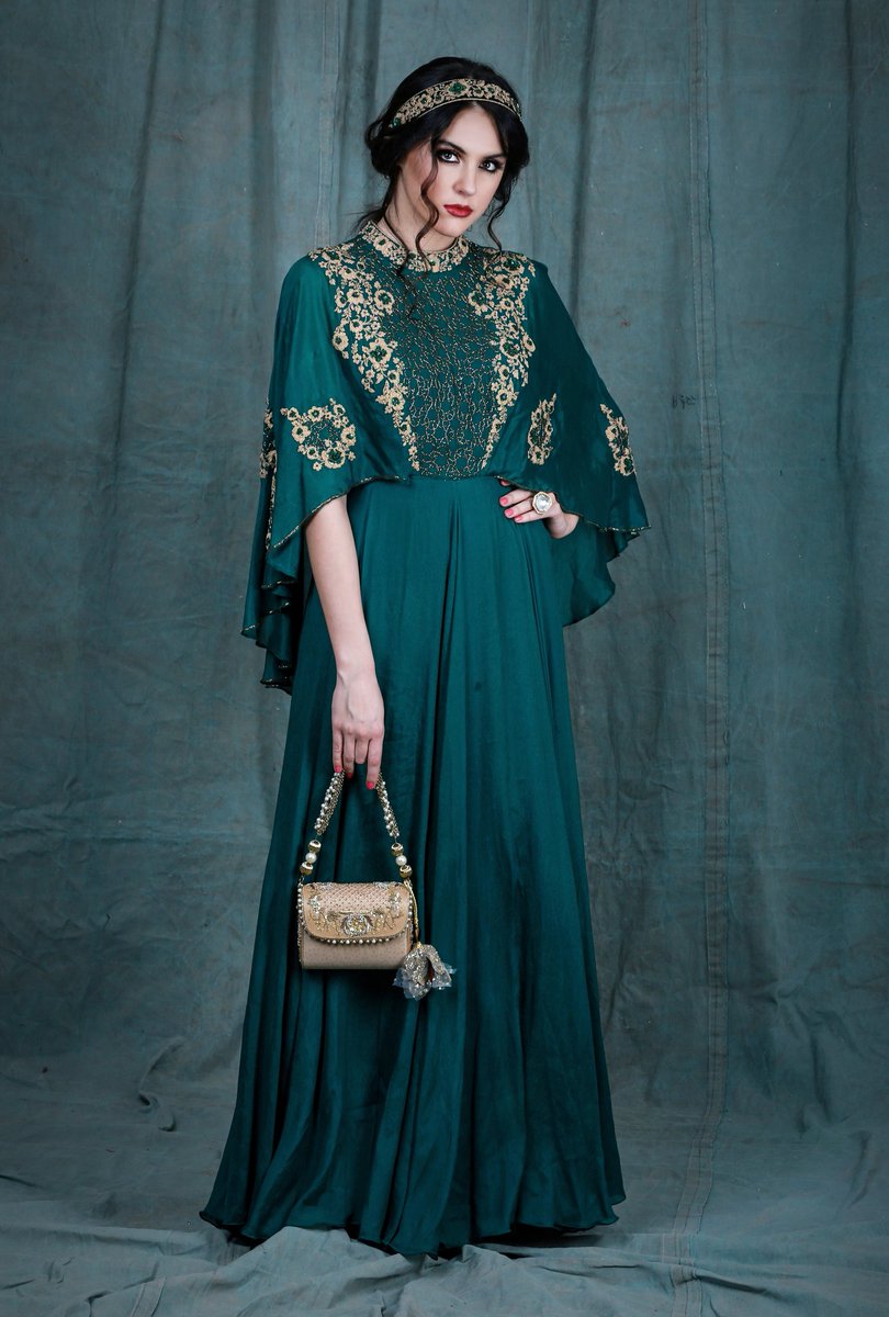 PushpeshDhingra's tweet photo. #fashionshoot #editorials #magazineeditorial #brandshoot #designershoot #hautecouture #coutureaddict #couturefashion #catalogueshoot #lookbook #fashionphotography #fashionstylist #fashiondesigners #indianmodels #fashionmodels #makeupartist #hairstylist #bluewaterproductions https://t.co/QsUII1cXKx