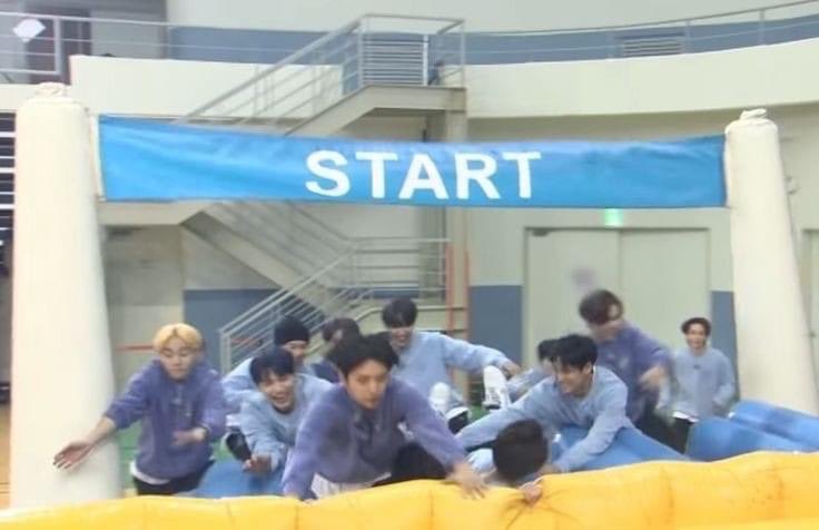Han_azii's tweet photo. Carats on july 12, 13 and 14 https://t.co/ytUagqzE3q