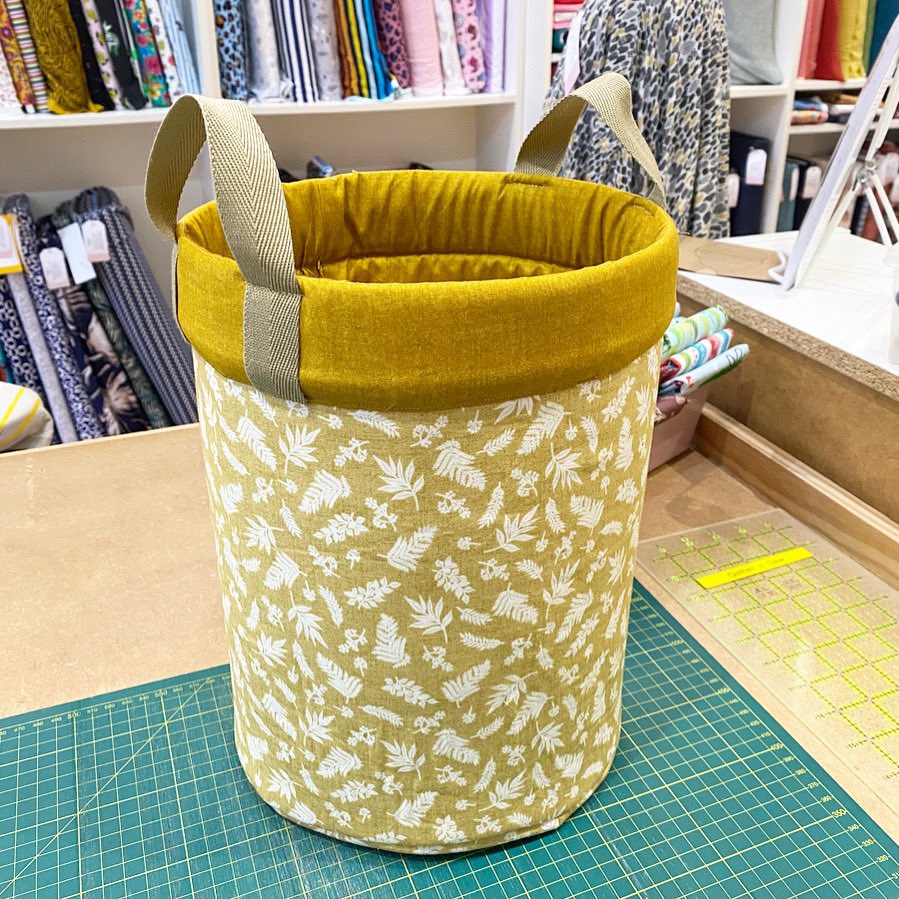 Gather_N_Sew's tweet photo. So inspiring! One gorgeous and very useful storage basket made in our workshop on Saturday. We had great fun making them too. We hope to run another of these workshops soon. Watch this space!
#storagebasket #sewingworkshop #sewingclass #learntosew #createmakeshare #sewcialites https://t.co/mIEQJoRcG8