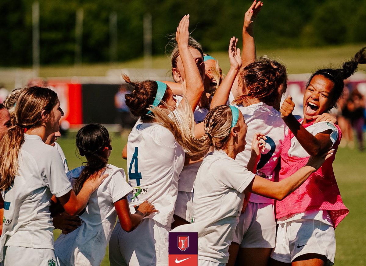Say hello to your U16 National Champion! <a href="/SLSGECNLGirls/">SLSG ECNL Girls</a> takes it home with a 1-0 victory over <a href="/RapidsYouthClub/">Rapids Youth Soccer</a>. 

Congrats to both teams an an awesome match. #ECNLFinals