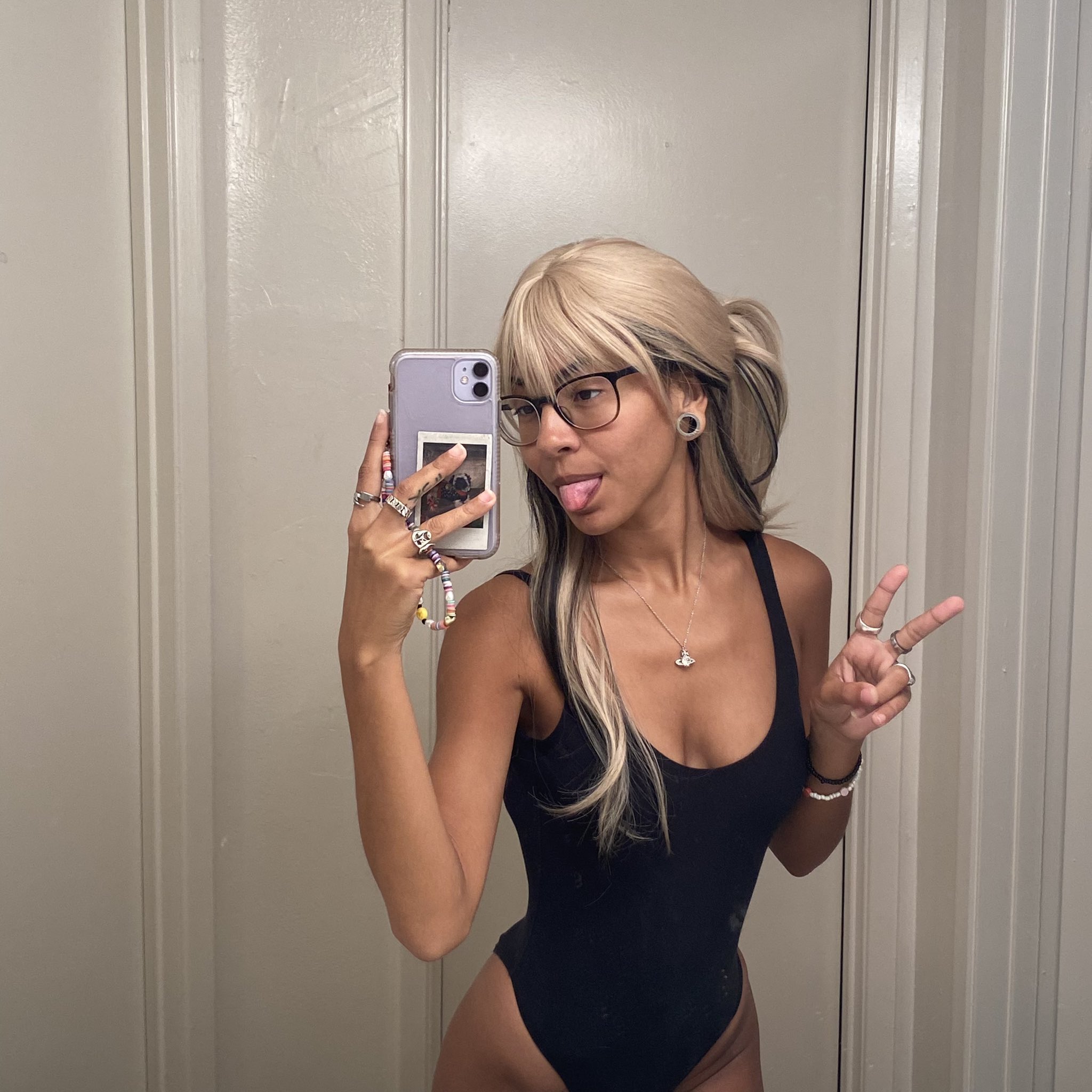 TW Pornstars - 4 pic. Emmy Banks 🍉 Porn Princess. Twitter. BLONDIE ES