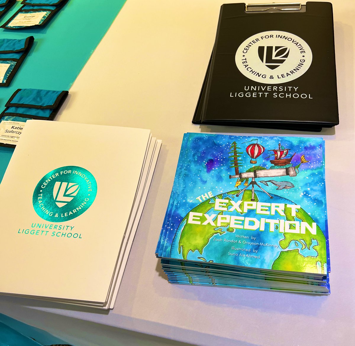 ExpertEffectEDU's tweet photo. So happy to be back for the second @LiggettCITL Summer Inquiry Workshop! Excited to be sharing about our #ExpertEffectEDU works and learn how to set up the school year for success in the #First5Days. 🔭🐋🌎 #LiggettCITL https://t.co/AyX9dXoLFk