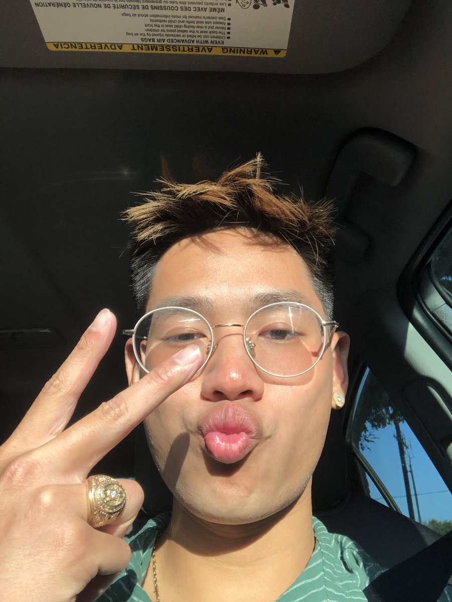 ddang1118's tweet photo. First day at big boy job 🙈 https://t.co/WAKCCQycqe