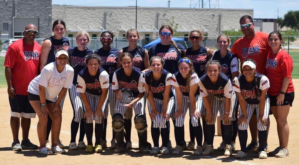 briwilliams940's tweet photo. We are the 2022 TFL Champions (Alamo Bracket)! I was 13/23 w/8 SBs, 7 R & 5 RBI. Congrats to my teammates Liv Buettner @AMountcastle20 @aubreyzhang27 & future @GuyerSoftball teammate @FMontgomery2026 for playing awesome in the Texas heat! Keep ballin ladies! #titans07 https://t.co/id1uJqoyuE