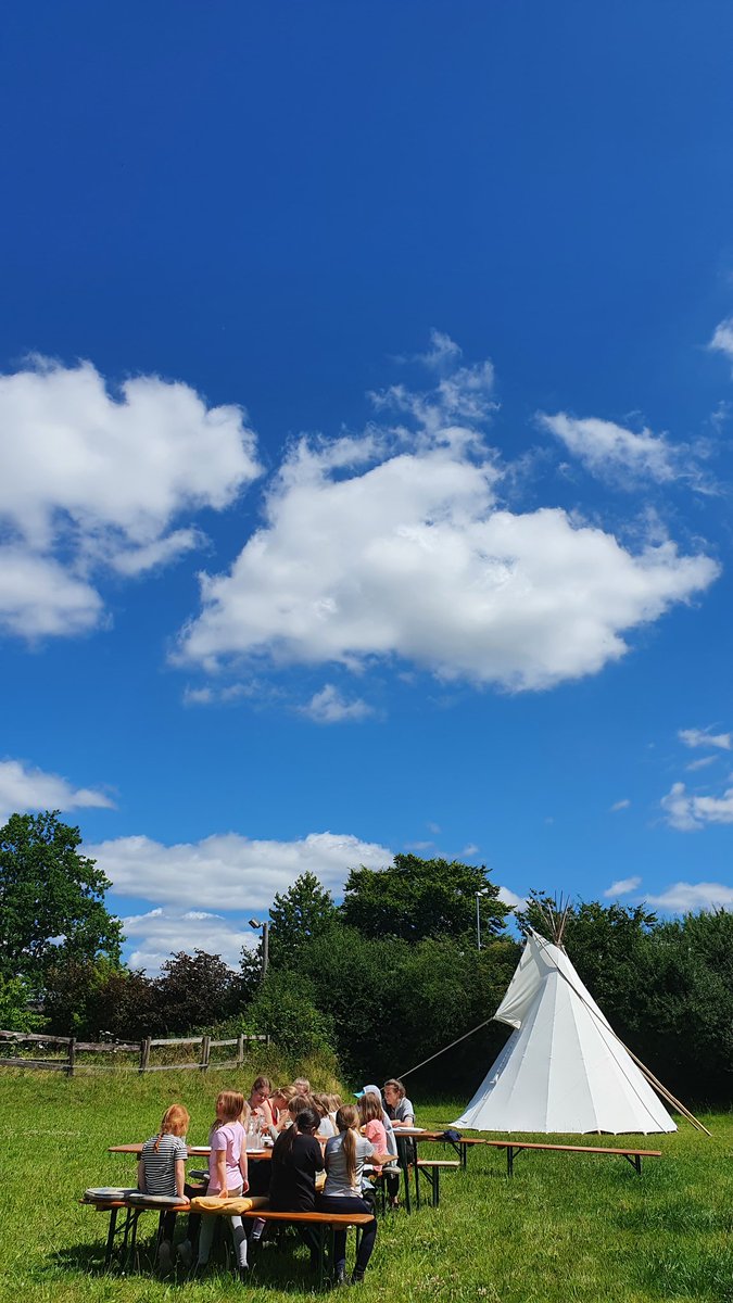 RAWarnau's tweet photo. 🌞 #Ferienfreizeit #Sommerzeit #Reiten #Pferde #Ponies #SchleswigHolstein #Abenteuer #Tipi #Sternenhimmel 🐴 https://t.co/YMOHrxJ4AG