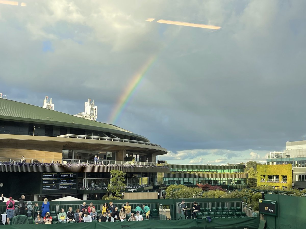 Shepmiester's tweet photo. Feels today as though it never happened. #wimbledon #wimbledone Until next year @Wimbledon https://t.co/WPRnyrttK6
