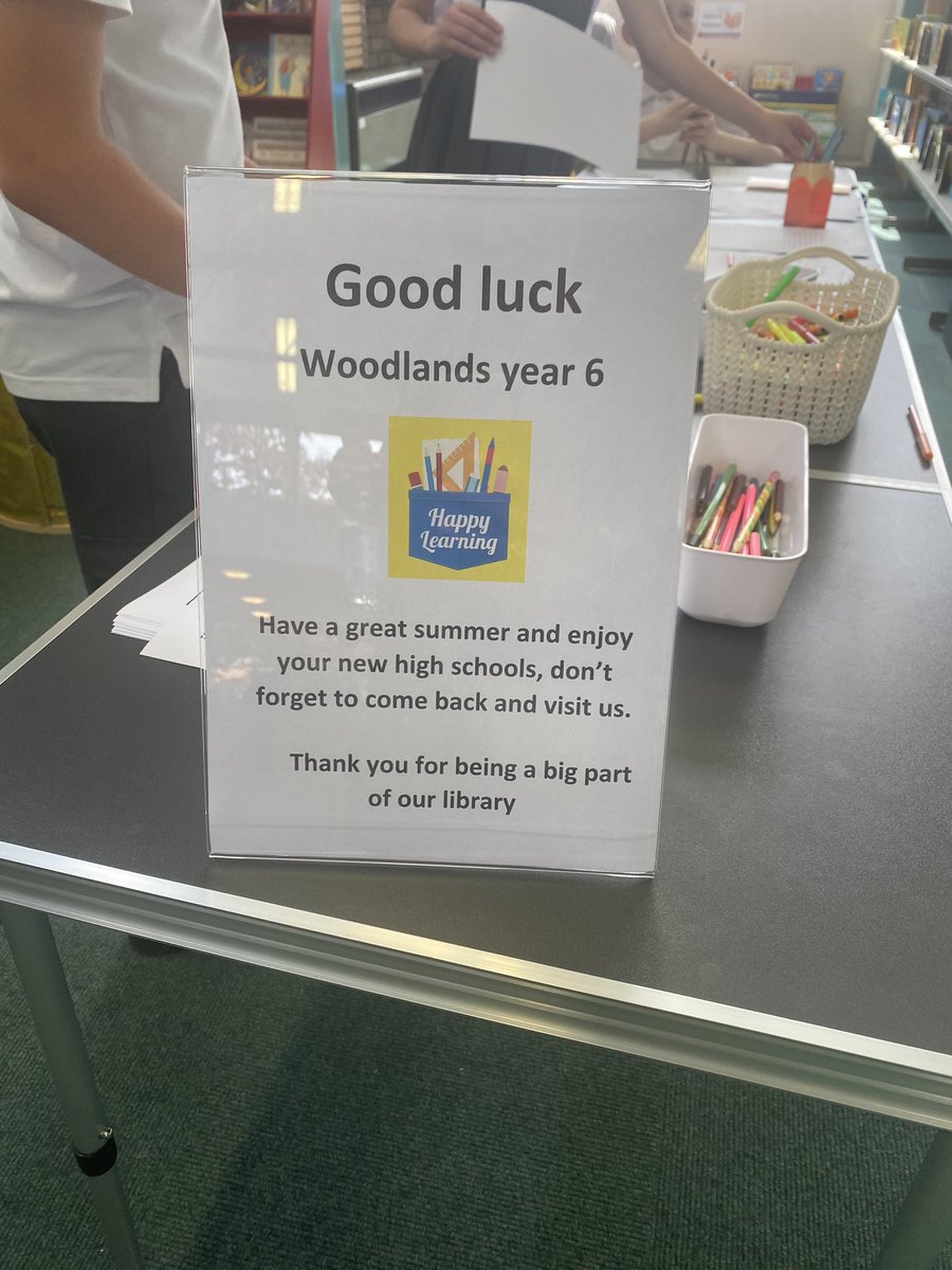 How lovely ❤️📚thanks <a href="/cwaclibraries/">Cheshire West and Chester Libraries</a> #hopefarmlibrary @6imwoodlands1 @6ltwoodlands