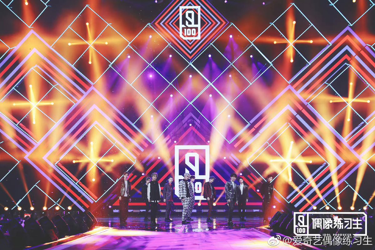 evanismth's tweet photo. Final Stage #หลินเยี่ยนจวิ้น เลือกแสดงในเพลง It’s ok เขาได้เลือกท่อน Rap1 ให้กับตัวเอง แต่เสียวกุ่ยซึ่งได้ลำดับสูงกว่า Steal ท่อนนั้นไป และเขาได้ท่อน Sub Vocal 6 แทน แต่ด้วยภาพลักษณ์ที่ดูเลือดร้อน ทำให้เขาถูกเลือกเป็น Center ในที่สุด
#BeginningOfLove
#LinYanjun #林彦俊 #EvanLin https://t.co/JZufCfEP0K