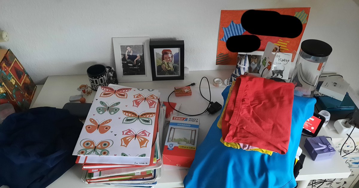 Batcat_palexify's tweet photo. Vorher vs. Nachher 
#KottbruderOrdnung
@Paluten @GermanLetsPlay @KottbruderPod. Bin echt zufrieden :) https://t.co/8GlqAFiZBM