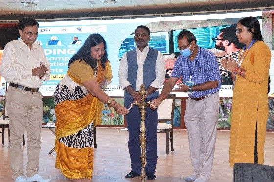 InnoClubCHE's tweet photo. An inaugural ceremony for the India’s first its own kind of “Coding Boot camp for Innovation Club Students” on Amrut Navsarjan Platform in Vernacular language was held at Science City, organized by Commissionerate of Higher Education, GoG in collaboration with GUJCOST. https://t.co/UTmYkxk4AA