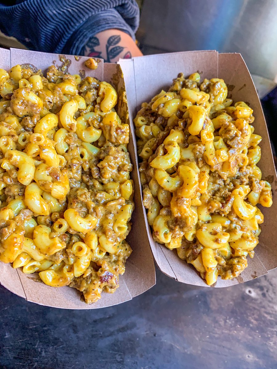 shaharcafe's tweet photo. if youre ever feeling ~supportive~ or (hungry) just remember we are a vegan, immigrant and woman owned cafe in #louisville and our instagram is @shaharcafe 

#veganfood #veganjunkfood #vegancheese #louisvillekentucky https://t.co/8C9jsMoadg