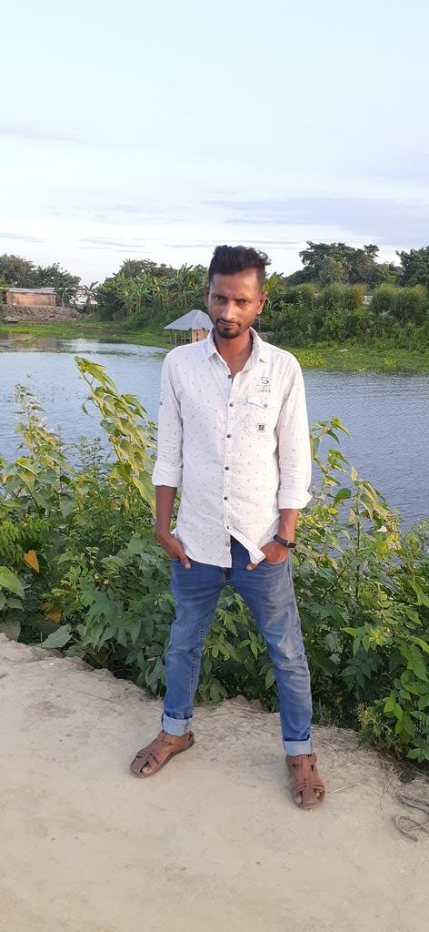 আজকে বিকাল বেলা ঘুরতে গেছিলাম