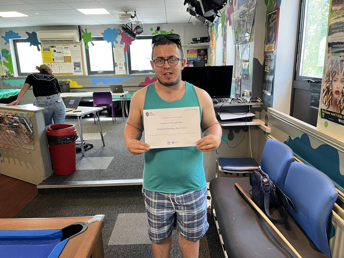 SilxTeen's tweet photo. Lots of accreditations being handed out today! Well done Cameron, Josh and Jayson πππ #freetraining #employabilitysupport https://t.co/juuYhkHYWz