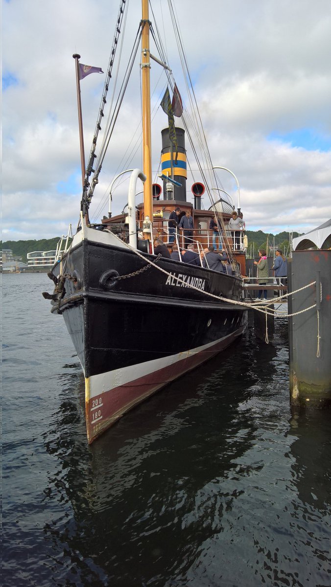 Rother49's tweet photo. #DampfRundum 2022 in #Flensburg
Die Alexandra *1908, Wahrzeichen Flensburgs und (schwimmendes) Kulturdenkmal https://t.co/nJQGmbGcZ6