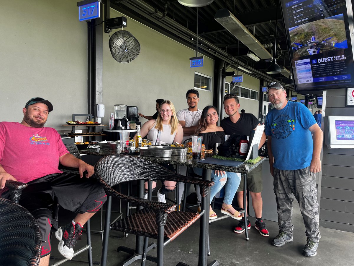 LayThemSafe's tweet photo. TES thanks all of our PA office staff and there partners for taking the time out over the weekend to join us at the Top Gulf ⛳event.
Cheers🥂 to more times like these! #topgulf #funtimes #companyevent #PAlocations https://t.co/BCf6jYMhX5