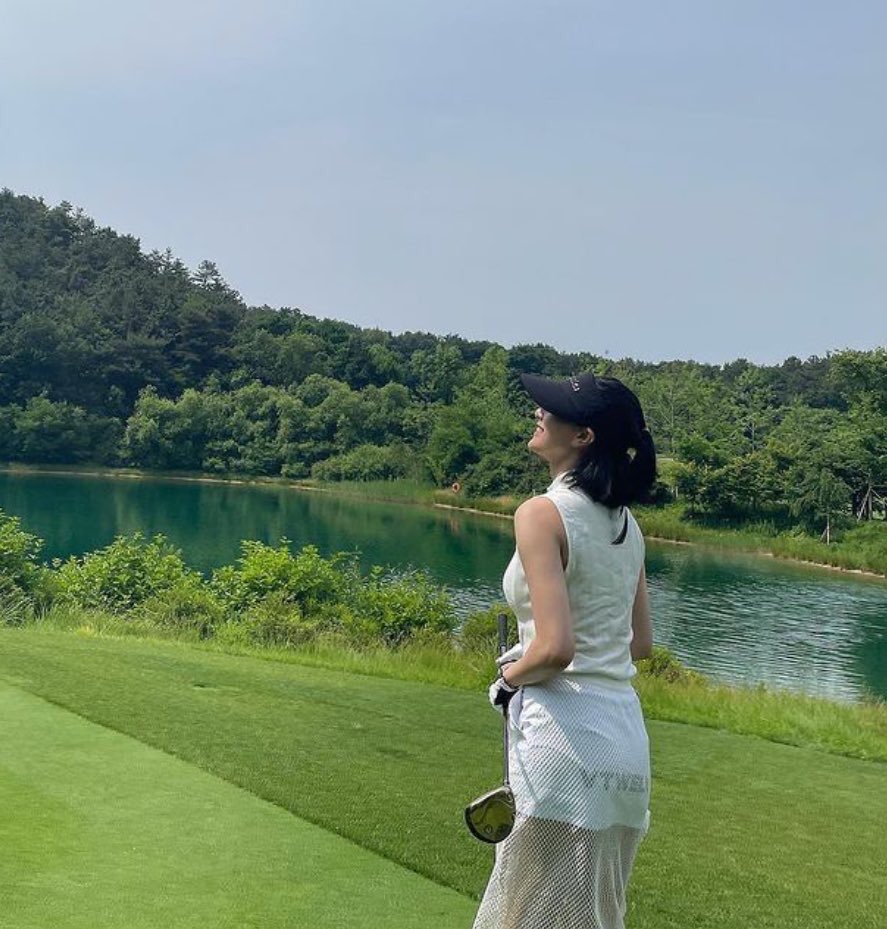 park jihyo is such a girlfriend material