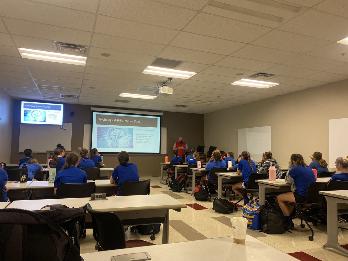 SoccerCoachZS's tweet photo. Great sessions this morning with @DrJosephCase and Dr. Rachel Tinius during HS Team Camp @WKUSoccerCamps https://t.co/acFzSG6wMQ