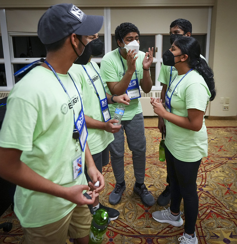 DOE_SC_NSB's tweet photo. The quick buzzing, fast answering undefeated Odle Middle School from Bellevue, Washington are the champions of the Middle School National Science Bowl. Next up, the High School final challenge. #nsb2022 https://t.co/vZYk4jWv6v