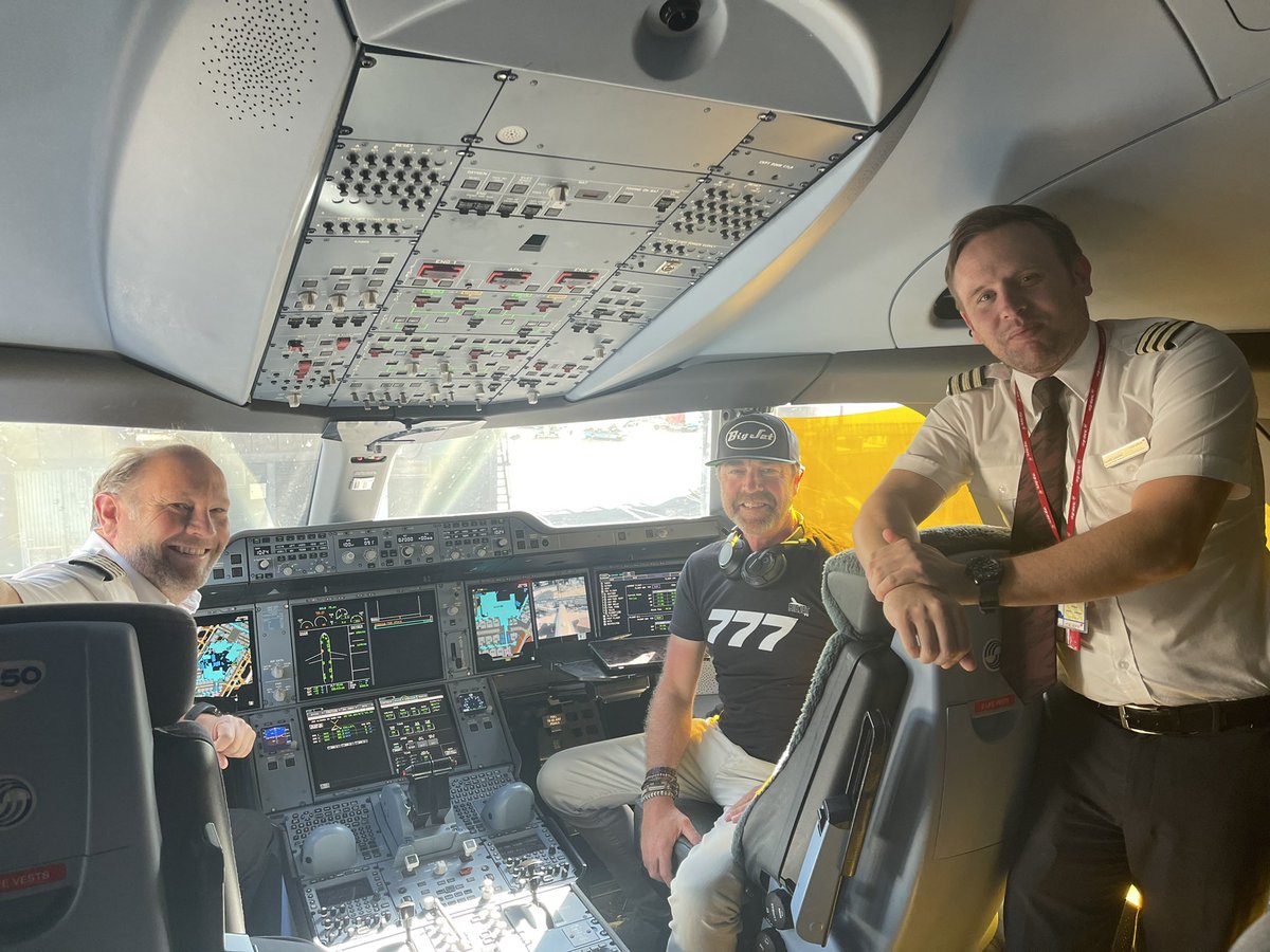 BigJetTVLIVE's tweet photo. A huge thanks to Ellie and her team onboard VS10 A35K JFK-LHR today: such great service, with the usual @VirginAtlantic smile. And to the guys up front: Captain Russell and SFO Scott who invited me onto the FlightDeck after we arrived. Thanks again Virgin Atlantic ๐ช #wrongshirt https://t.co/yb5al5Ppqw