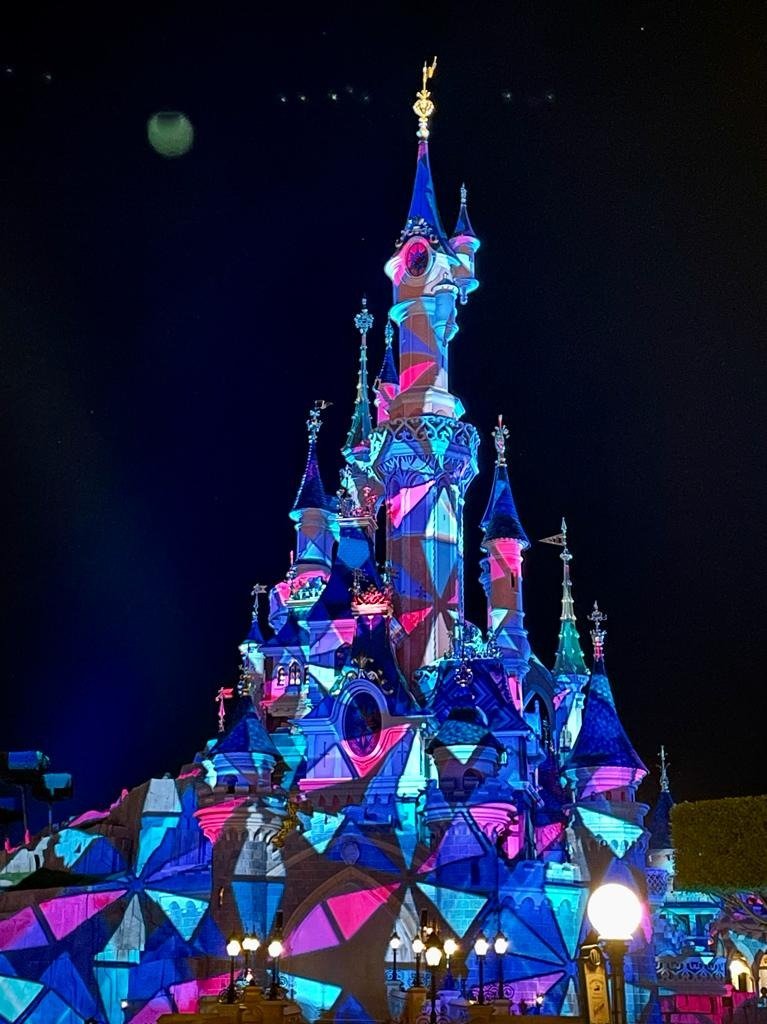 Just returned from our fantastic Baringa summer event at Disneyland. It was a magical moment when Disneyland became Baringaland for a few minutes with the iconic castle illuminated in Baringa colours.
#PeopleFirst #ImpactThatLasts