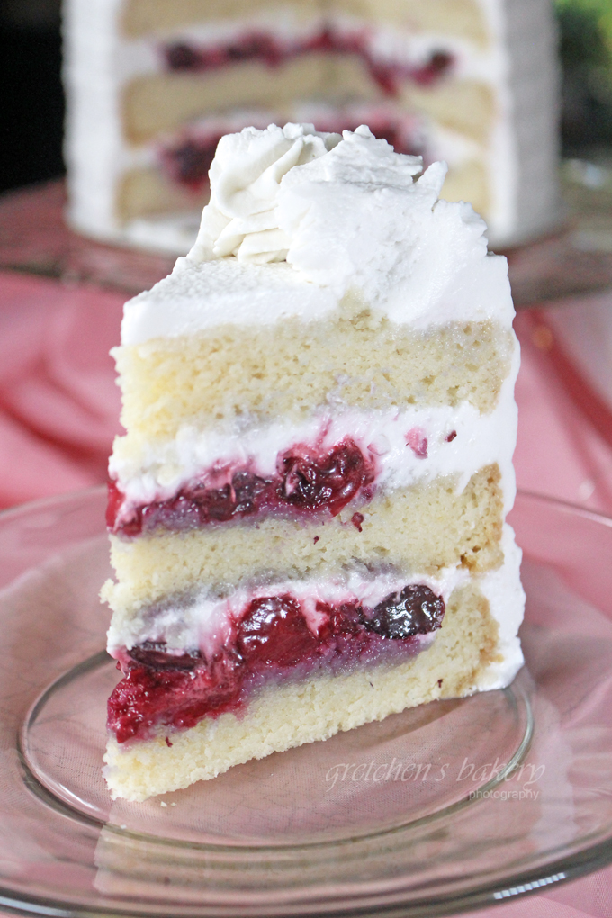 DreamyTechGirl's tweet photo. VEGAN CHANTILLY CAKE! recipe @ 
https://t.co/1wIRtcUTEa https://t.co/h2x9w2UmGz