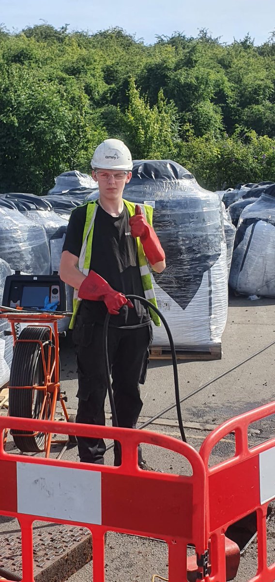 MetroRodNotts's tweet image. Experts in Drain Unblocking🦺

Blocked drains whether, at home, at work or in an industrial environment, can cause serious disruption to your day. At Metro Rod, our professional drain unblocking service can deal with the problem quickly and efficiently with no call out charge.