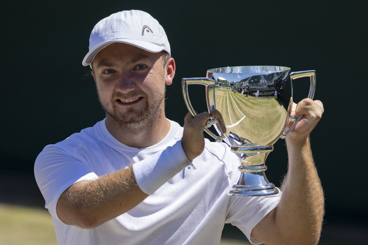 Sam Schröder tweet media