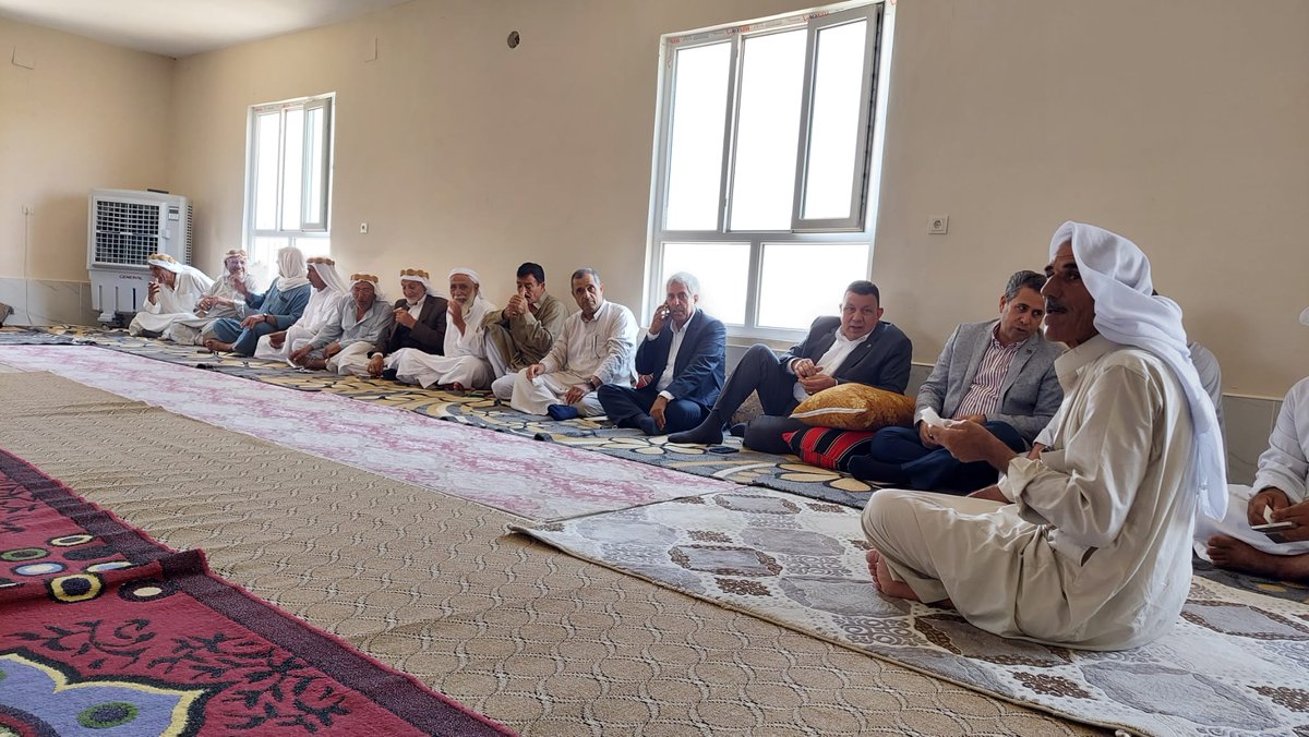 iozyavuz1963's tweet photo. Harran İlçemiz Akdilek Mahallesi'nde #Baydar ailesine taziye ziyaretinde bulunduk. Merhuma Allah'tan rahmet yakınları ve sevdiklerine başsağlığı dilerim. https://t.co/rmJR5i1oAU