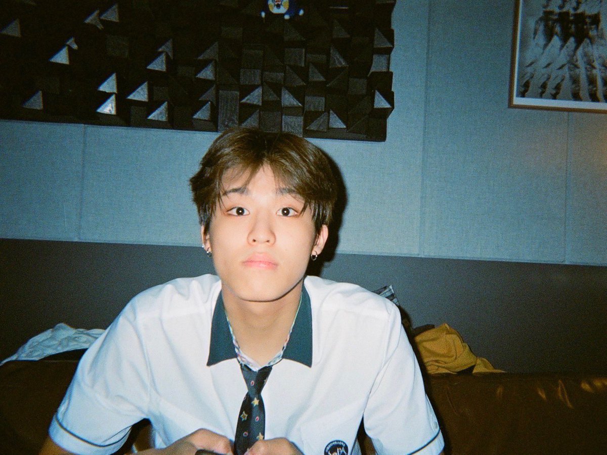 Idungkook's tweet photo. meow jeong~~~ https://t.co/SWSKSJFMlL