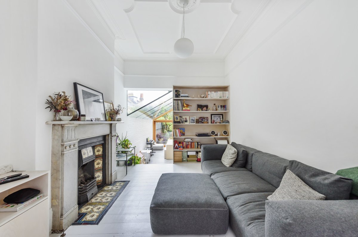 KFHproperty's tweet photo. We have this gorgeous four bedroom house for sale between West Hampstead and Queen's Park. It boasts a generous entertaining space, private garden and roof terrace. Click here: https://t.co/U0mQs6rAOy
#kfhproperty #london #brondesbury #property #propertytobuy #londonproperty https://t.co/JrGnTcDLZw