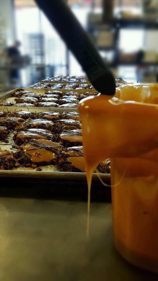 SugarLeafTreats's tweet photo. Our Turtle Cookies could best be described as a beautiful mess.
#branson #customcakes #sugarleaf #Cookies #turtlecookies #grandvillage https://t.co/qIb2Irh8lA