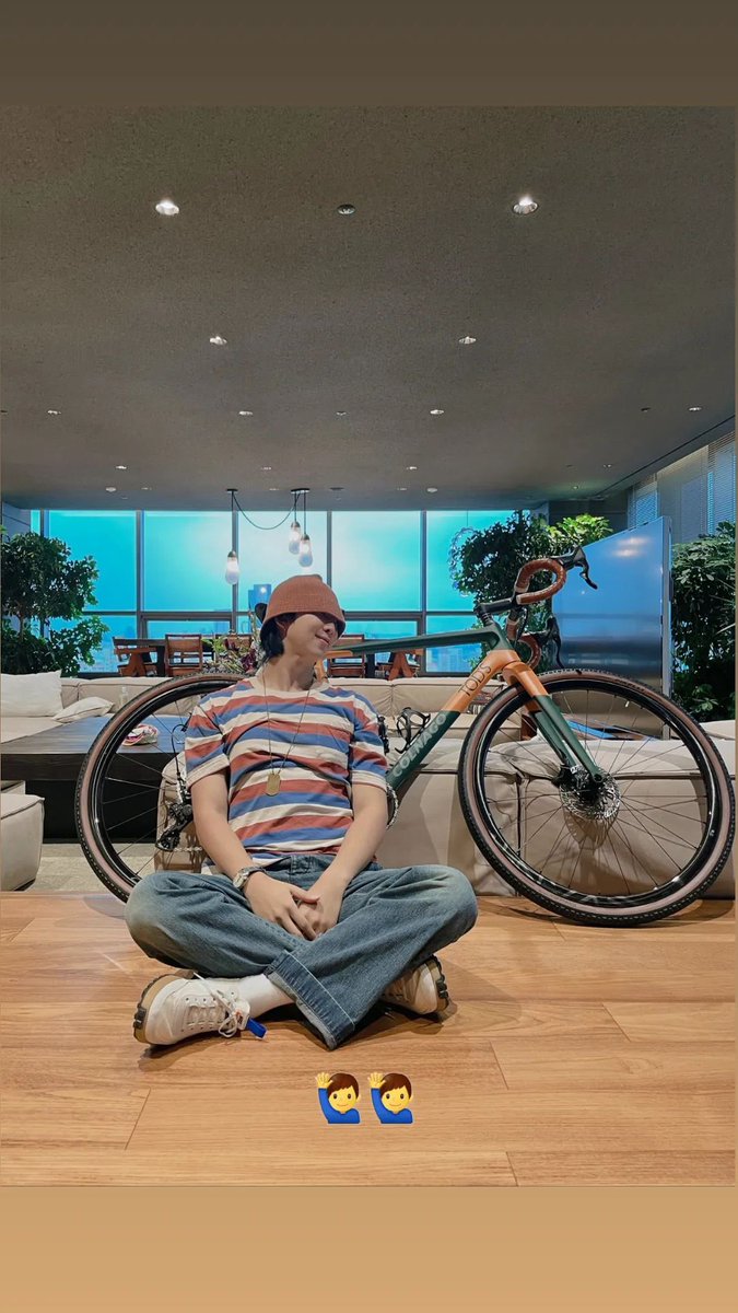 btsbaragi__'s tweet image. 220711 Namjoon on IG
🐨🙋🏻‍♂️🙋🏻‍♂️