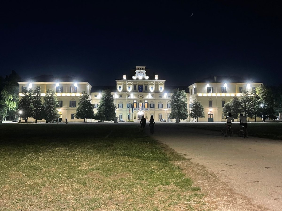 parmawelcomeoff's tweet photo. Continua la grande musica al #ParcoDucale di #Parma 
📌12 luglio Fabri Fibra
📌14 luglio Irama
📌19 luglio Sting
Avete già i vostri posti?
Info: https://t.co/pSuDyeyHxv - 
info@parmacittadellamusica.it https://t.co/hLW4QCDHYi