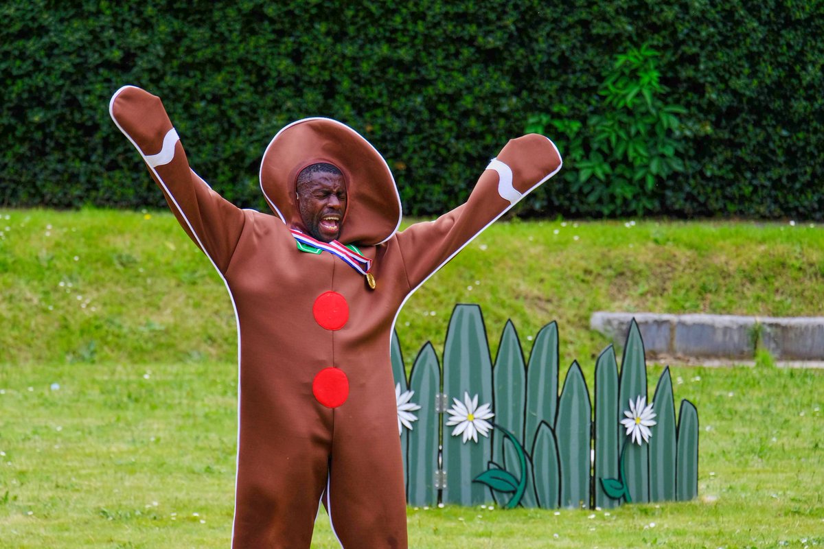 Spontaneous Productions Theatre Company tweet media