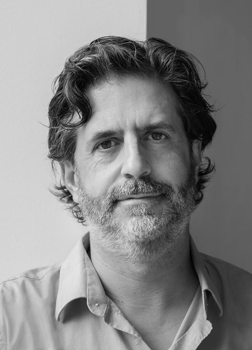 THEFASHIONPOST's tweet image. アメリカを代表するフォトグラファー・アレック・ソスが来日！特別イベントが代官山 蔦屋書店とSKWAT / twelvebooksで開催 
fashionpost.jp/news/219512 
#AlecSoth