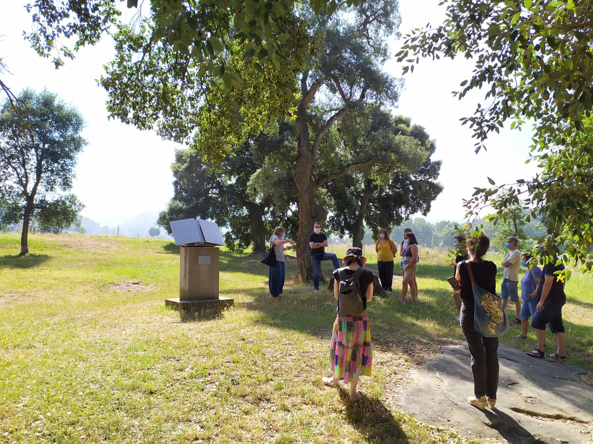 📢Ruta Verdaguer per a docents
📌Dt. 26 de juliol i dl. 1 d'agost, 10h
👉Gratuïta amb inscripció tuit.cat/ilerL
Recorregut guiat pels llocs vitals del poeta. Professorat de primària i secundària coneixereu la proposta pedagògica de la Casa Museu Verdaguer.