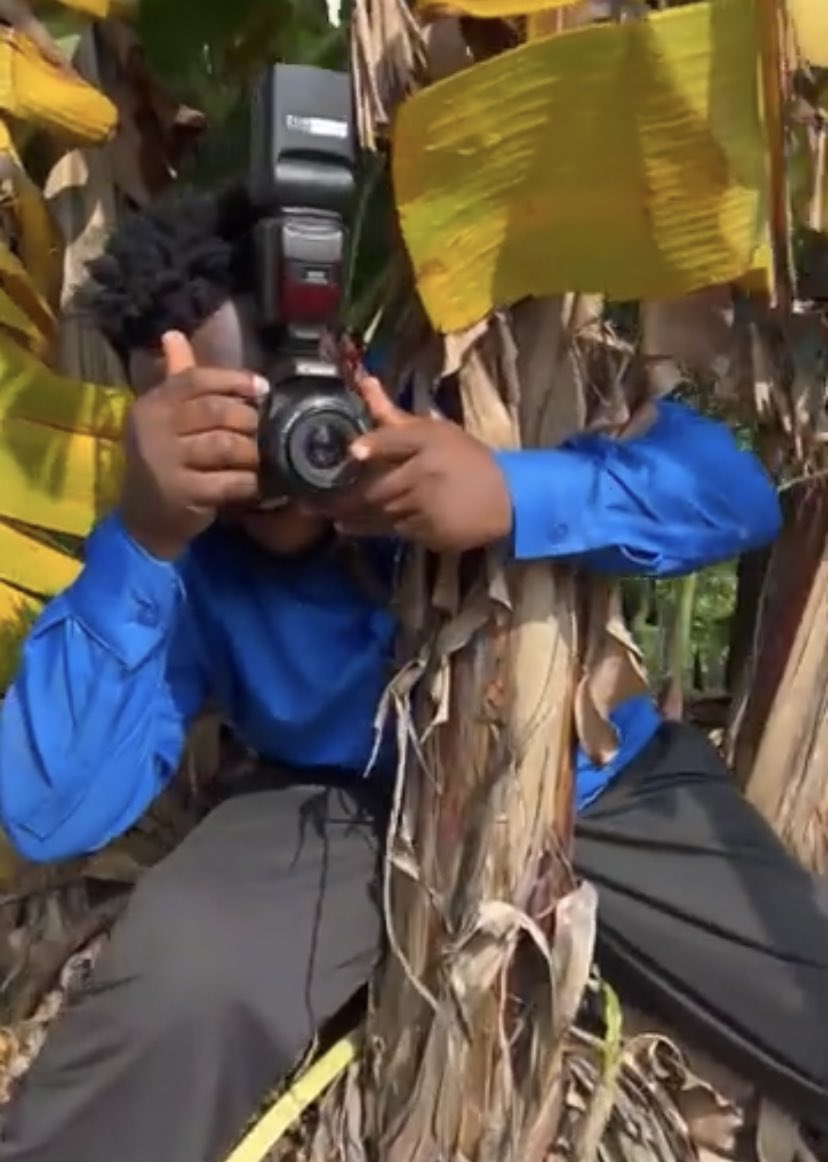 duranko_7's tweet photo. Me spying on my Ex relationship to know if it is better than mine 😂😂 https://t.co/IkyZTyDIGM