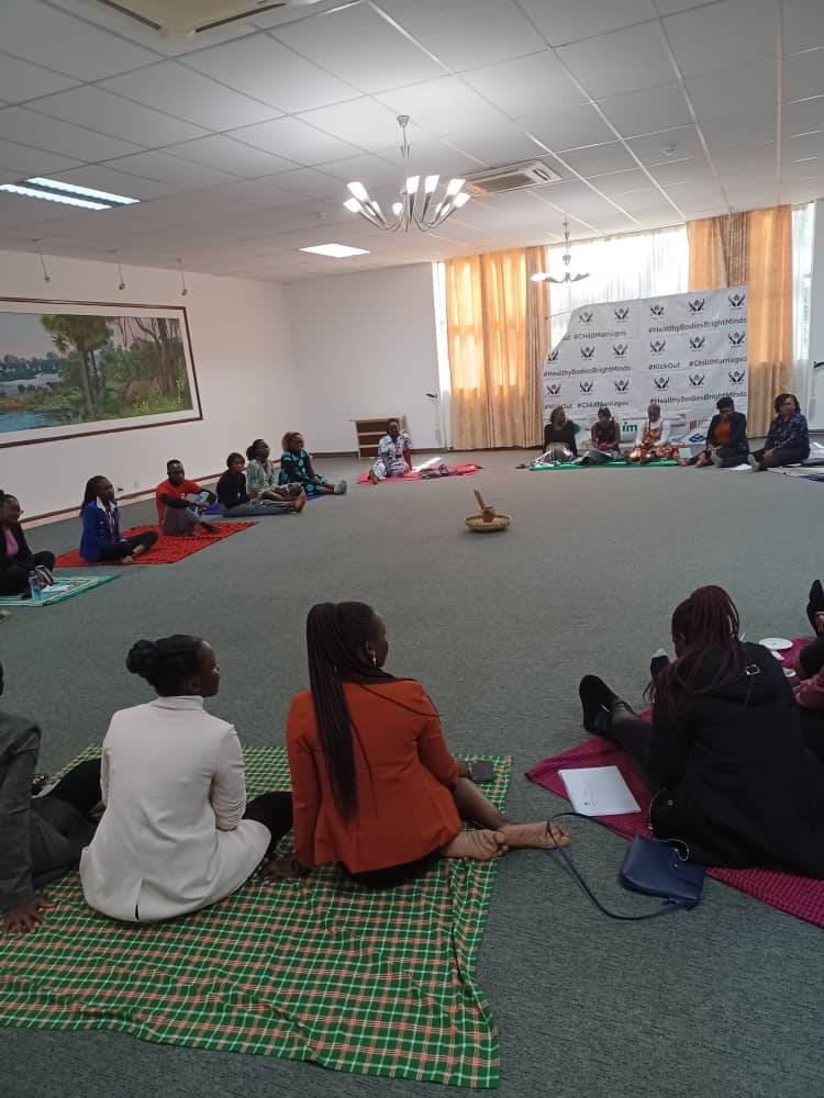 roots_africa's tweet photo. Men &amp; boys are a key stakeholder when we are to end child marriages in our region Africa. CHILD MARRIAGE = RAPE Rozaria Memorial Trust Nhanga session @GimacYouth @GimacNetwork @RozariaConnects @nmantosi https://t.co/xhs4xO5IT2