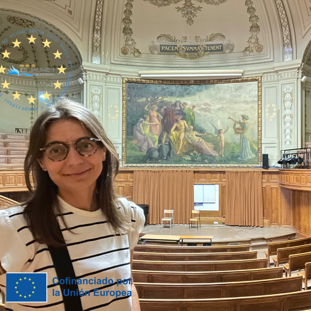 Sé que no es lo mismo. Ni de lejos. Ni loca.

Pero le debía a la Isabel de 1999 cruzar la puerta.

Première journée de formation KA-101. On y va ! <a href="/SorbonneParis1/">Université Paris 1 Panthéon-Sorbonne</a> Merci <a href="/sepiegob/">SEPIE</a> 

#ErasmusPlus 
“Enriqueciendo vidas, abriendo mentes”