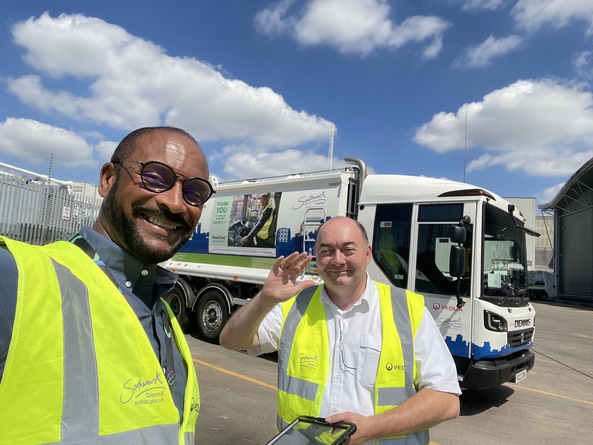 DavidNurse16's tweet image. @ChelwestFT @WestMidHospital @ChelwestBAME @ChelwestLGBTQ Great to the SE London plant @veoliaUK with @ISS__UK to see the amazing work to segregate and reuse our waste materials.