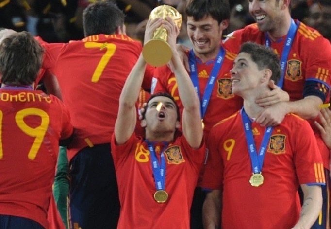 _Pedro17_'s tweet photo. 🇪🇸⭐ Hoy hace 12 años nos proclamamos Campeones del Mundo en Sudáfrica. Inolvidables recuerdos!!!

@SEFutbol #Mundial2010 #WorldCup2010 @FIFAWorldCup https://t.co/GV6VLYSS1w