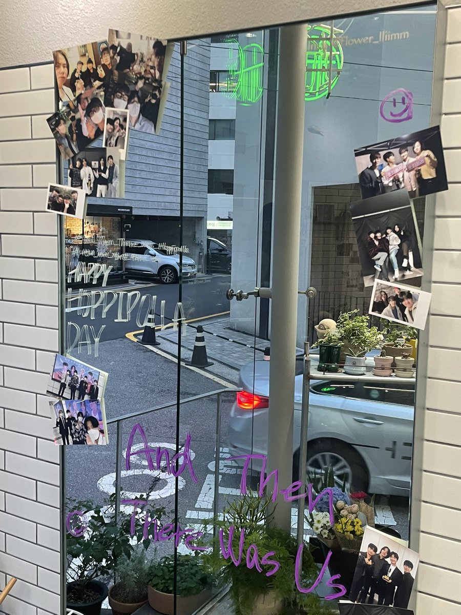 olttae_babamba's tweet photo. 퇴근하고 후다닥!! 강남 달려감
호피폴라 3주년 축하합니따 🥹♥︎♥︎

#And_Then_There_Was_Hoppipolla
#나란히_서서_걸어갈_우리의_노래 https://t.co/QKpHLJmQWg