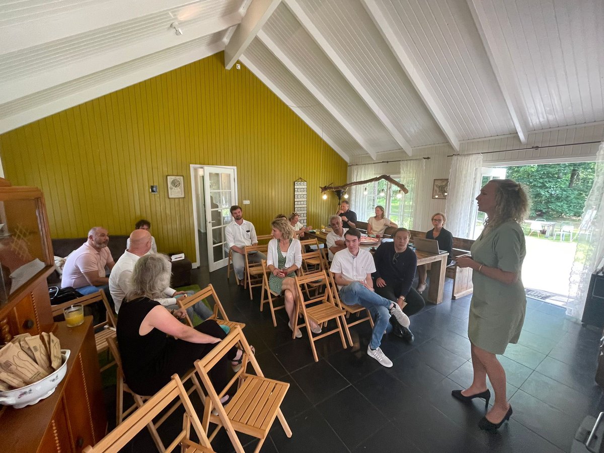 Elizabeth Engelsman van Sonsbeeck tweet media