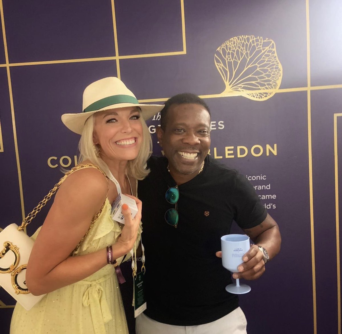 HWaddinghamFans's tweet image. 📸: Hannah Waddingham with Candace, Kerrie Allen and Fred McGraw at Wimbledon 🎾

#Wimbledon #WimbledonFinal #Wimbledon2022 #TedLasso 

[via lilbillyjordan]