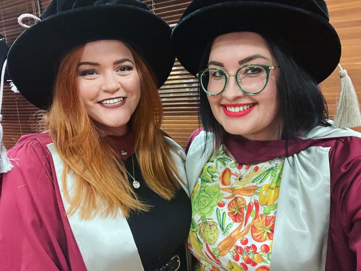 Grad today with Drs <a href="/alex_lturner/">Dr Alexandria Turner</a> &amp; <a href="/KjitGill14/">Kiran Gill</a> receiving their PhDs &amp; some of our amazing bachelors &amp; honours students. It is such a joy to celebrate these amazing #womeninSTEM <a href="/UONalumni/">UON Alumni</a>