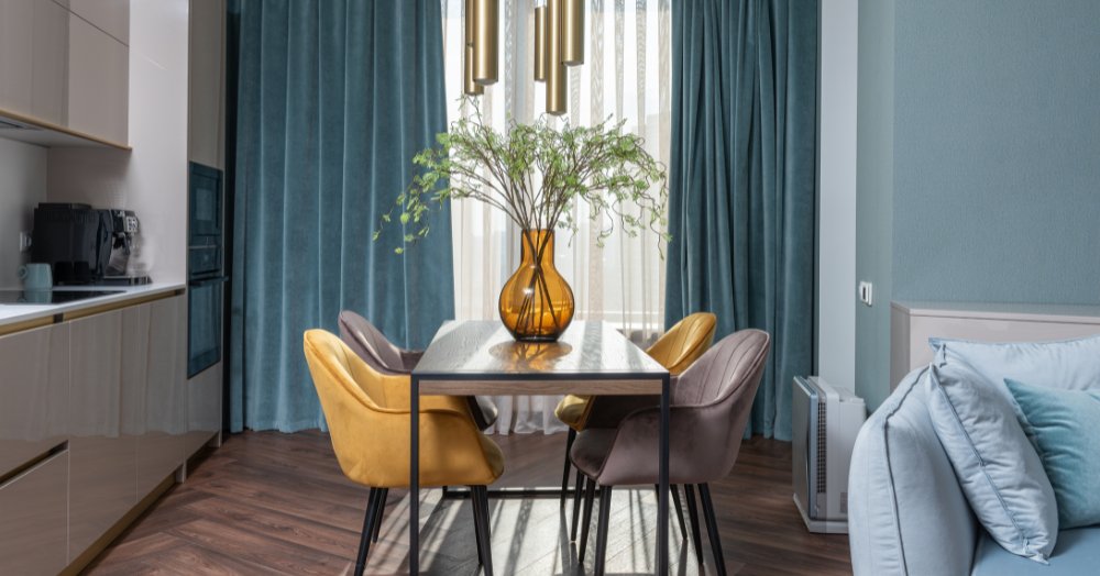 Discover top staging secrets to showcase your home this summer akya.io/62cC053498d54?…