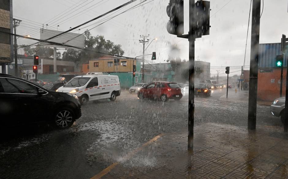 Coquimbohoy's tweet photo. Precipitaciones ¿Cuántos milímetros cayeron en la región? y este jueves regresarán las lluvias https://t.co/He39yXKTjn a través de @radiocoquimbo #Coquimbo #LaSerena #Ovalle #LosVilos #combarbala #Illapel #Palqui https://t.co/UEo0b0Fhqj