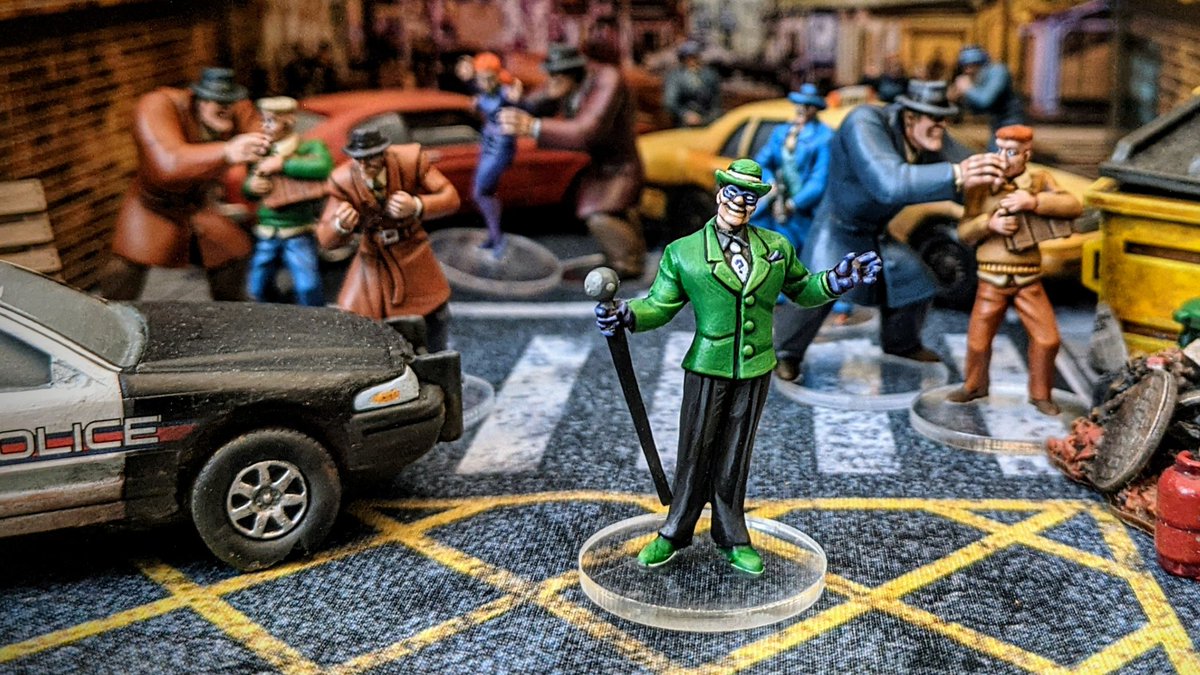 BloodKeep's tweet photo. Like a bat in a maze! Edward Nygma, former computer software engineer has sent goons out into Gotham City to capture innocent bystanders...
#shadowofthebat #batman #augs #idwpublishing #boardgames #idwgames #paintingminiatures #miniatures #painting https://t.co/YgSld98RJh